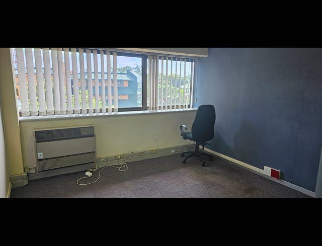 138M² OFFICE FOR SALE IN EMPANGENI CENTRAL